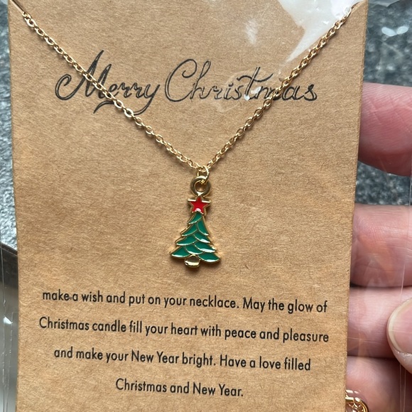Jewelry - Christmas 🎄 necklace